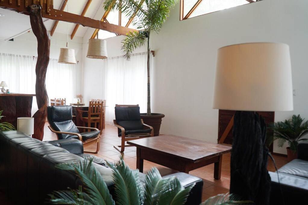 カウイータ Casa Moesヴィラ エクステリア 写真